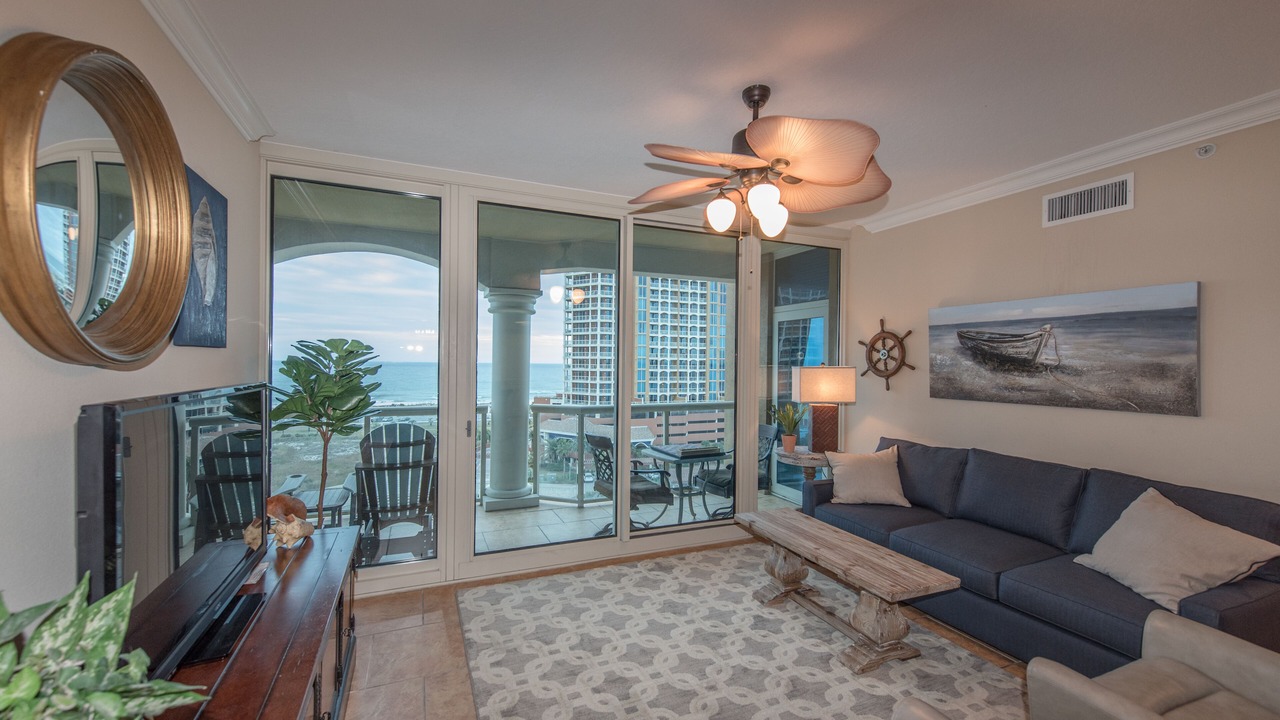Photo of Livingroom in Pensacola Beach