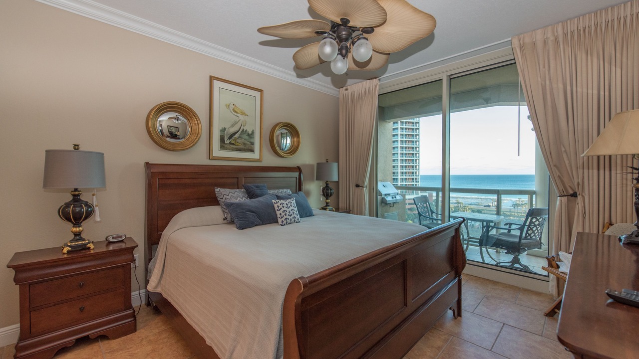 Photo of Bedroom in Pensacola Beach