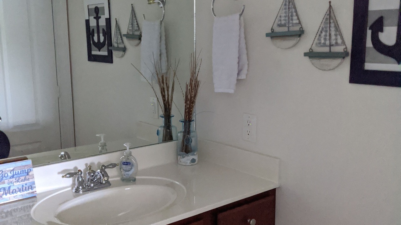 Photo of Bathroom in Alexander City