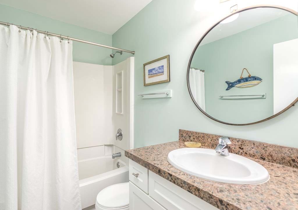 Photo of Bathroom in Tybee Island