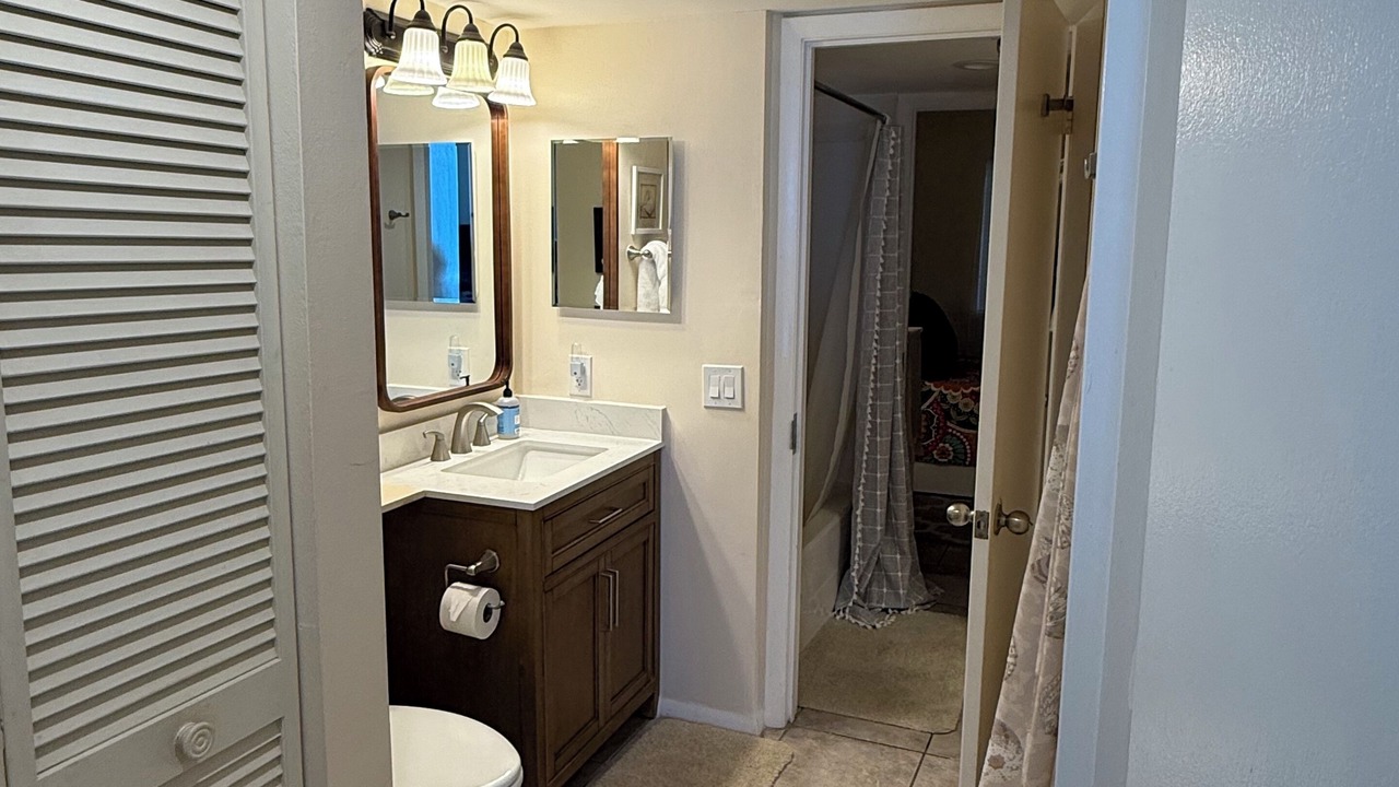 Photo of Bathroom in New Smyrna Beach
