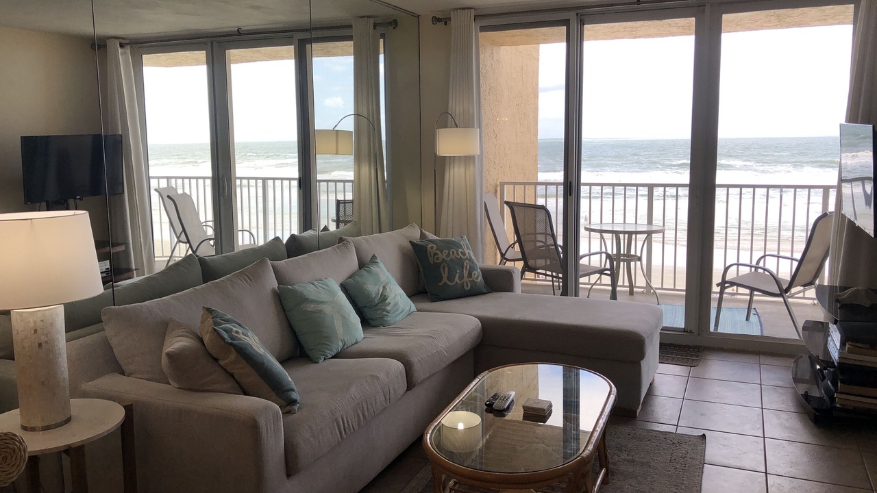 Photo of Livingroom in New Smyrna Beach