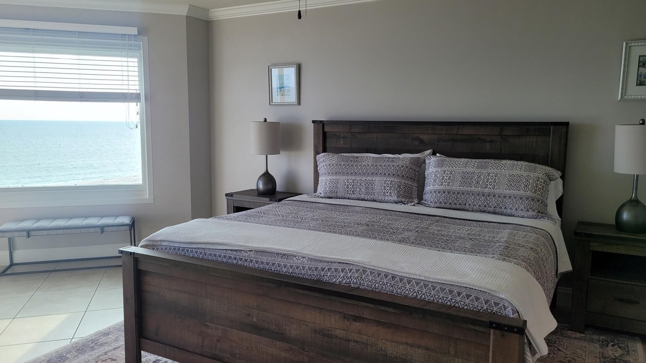 Photo of Bedroom in Parasol West