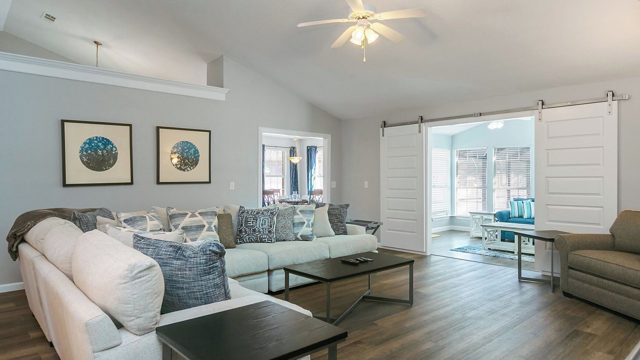 Photo of Livingroom in Foley