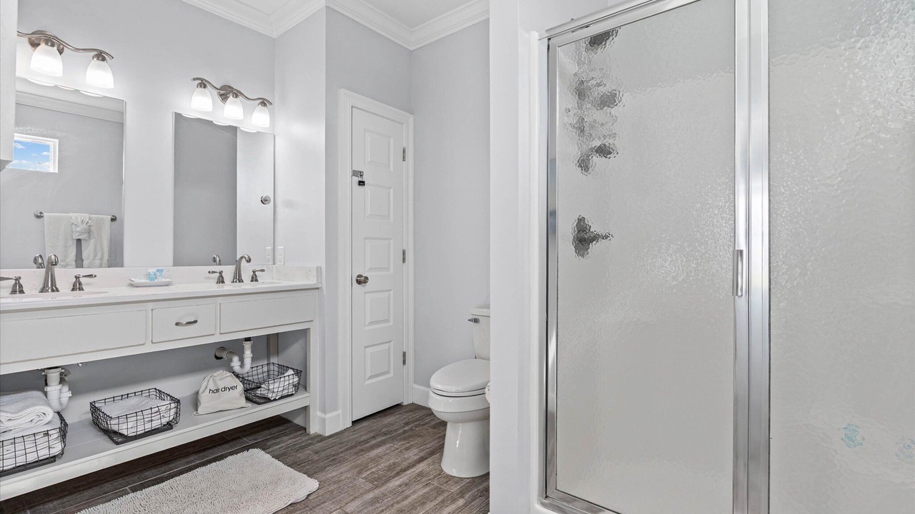 Photo of Bathroom in Dauphin Island