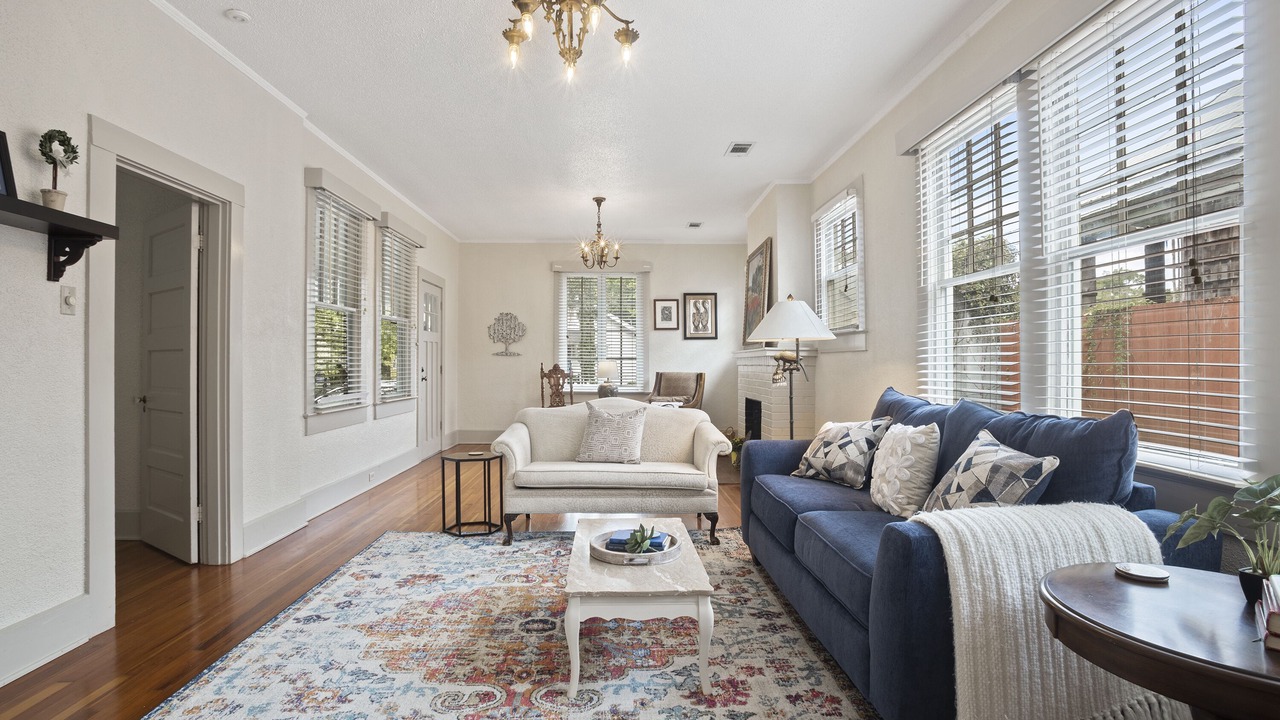 Photo of Livingroom in Biloxi