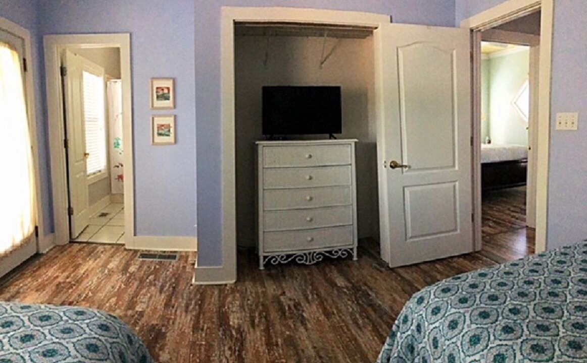 Photo of Others in Ono Island
