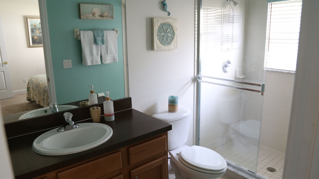 Photo of Bathroom in West Stonebridge