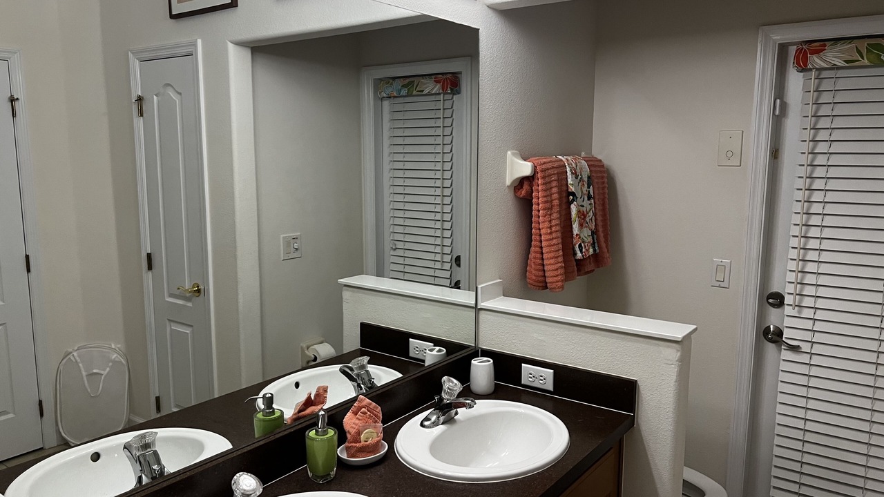 Photo of Bathroom in West Stonebridge