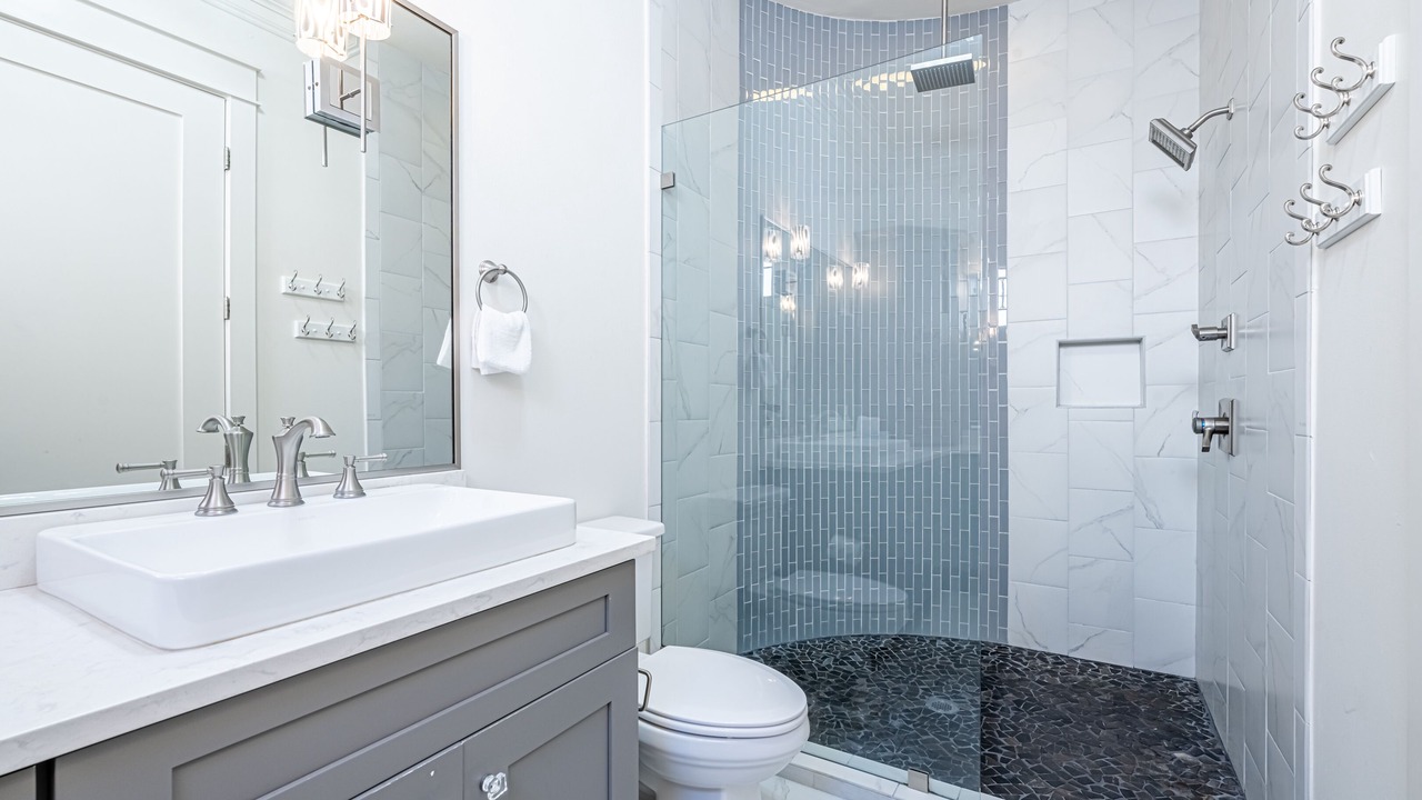 Photo of Bathroom in Villa Lago