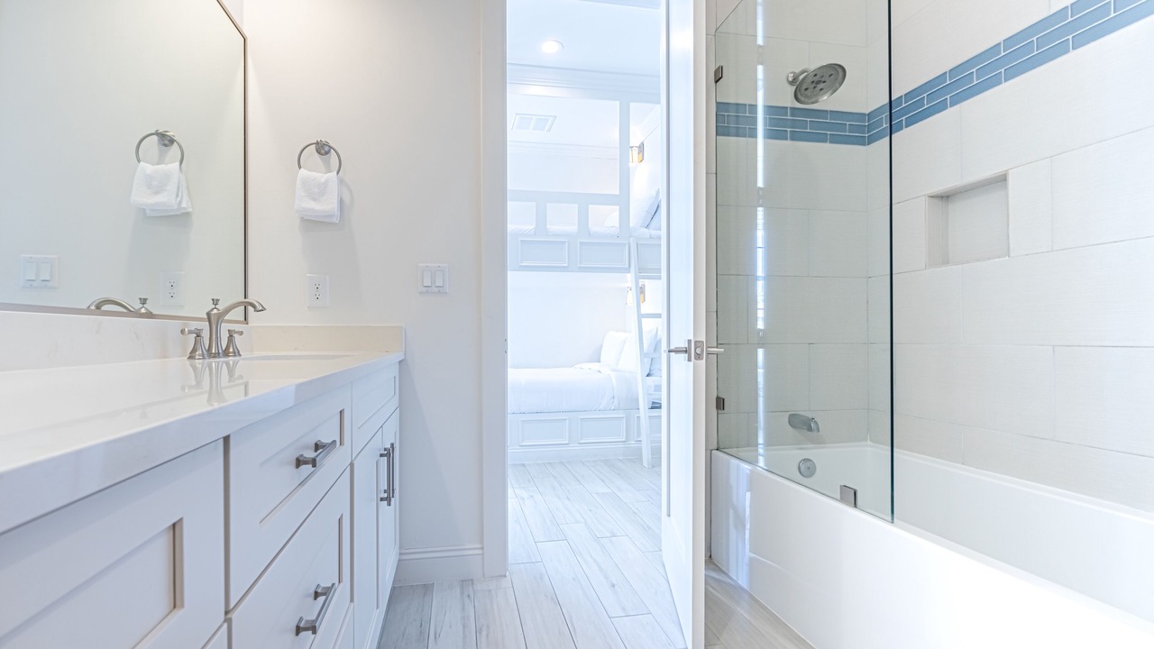 Photo of Bathroom in Villa Lago
