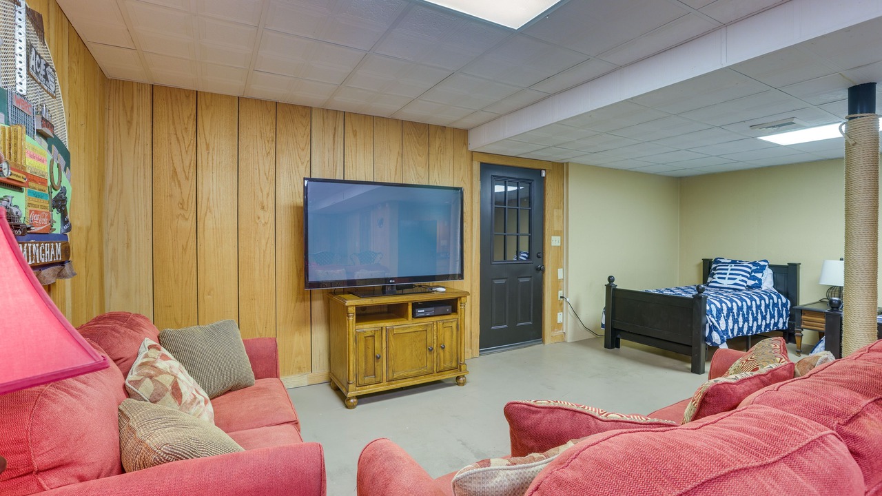 Photo of Livingroom in Shelby