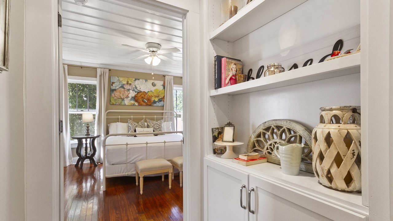 Photo of Bedroom in Northport