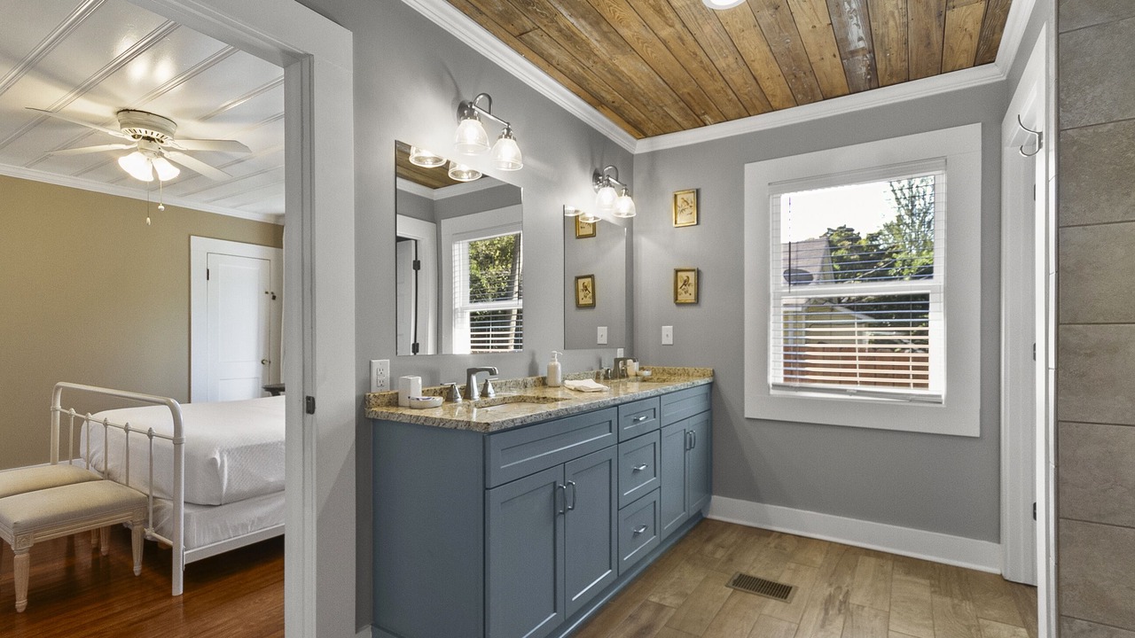 Photo of Bedroom in Northport