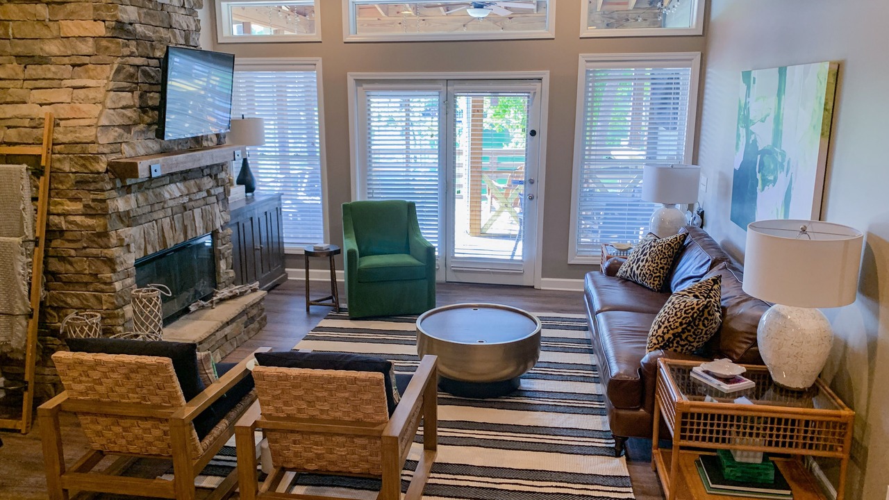 Photo of Livingroom in Jacksons' Gap