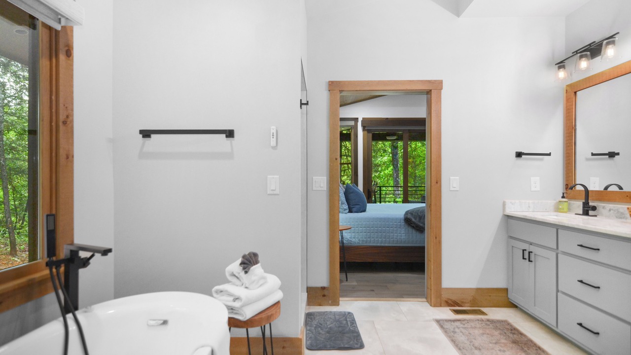 Photo of Bathroom in Ellijay