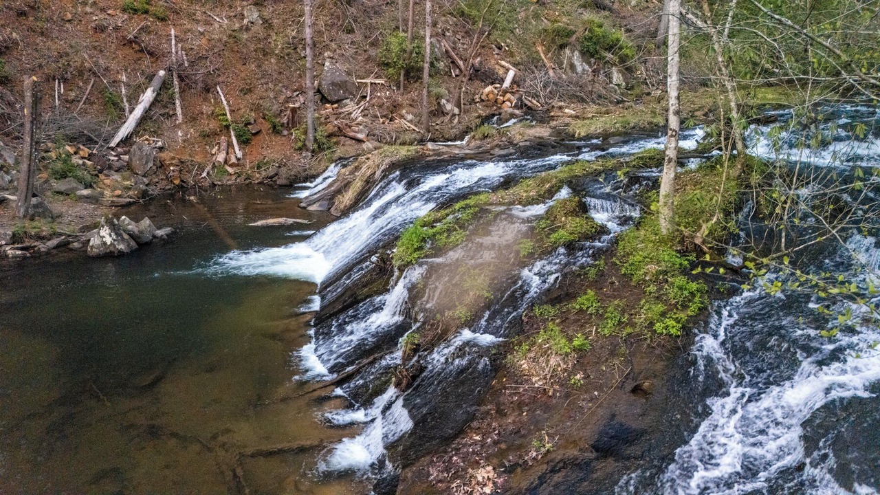 Photo of Bathroom in Ellijay