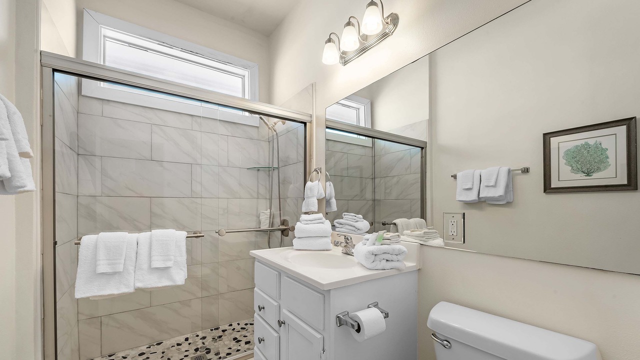 Photo of Bathroom in Gulf Shores
