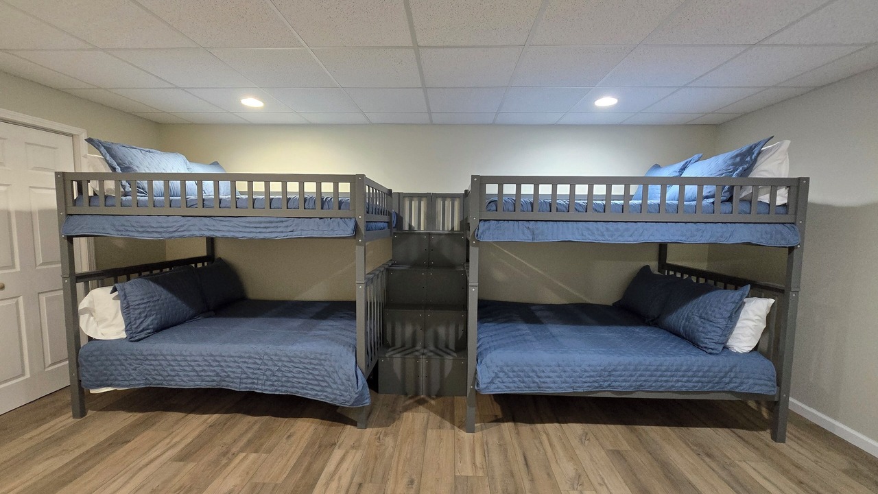 Photo of Bedroom in Northport