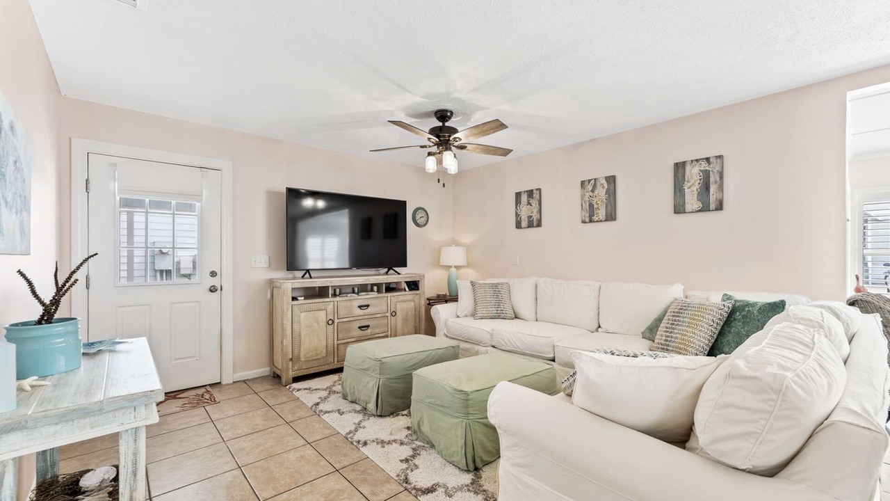 Photo of Bedroom in Crescent Beach