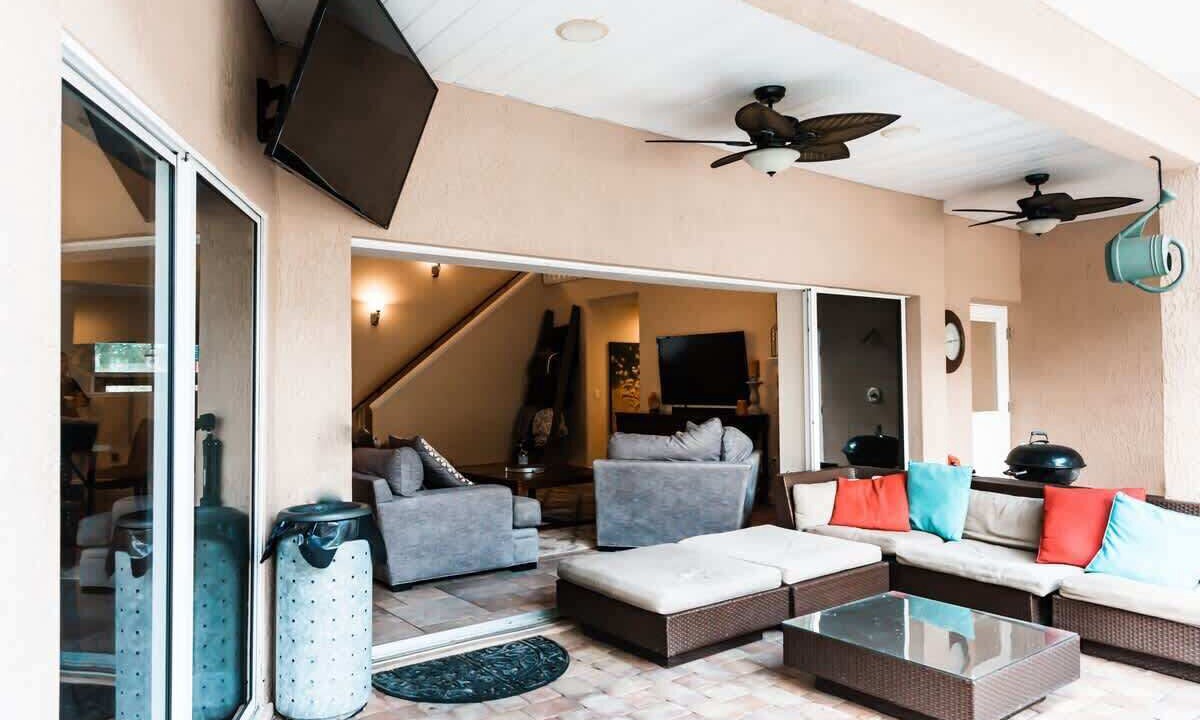 Photo of Livingroom in Plymouth