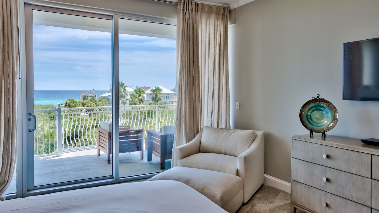 Photo of Bedroom in Rosemary Beach
