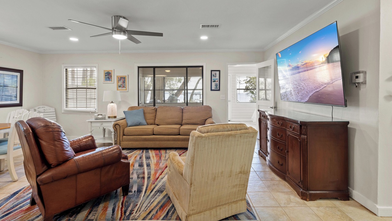 Photo of Livingroom in Lillian