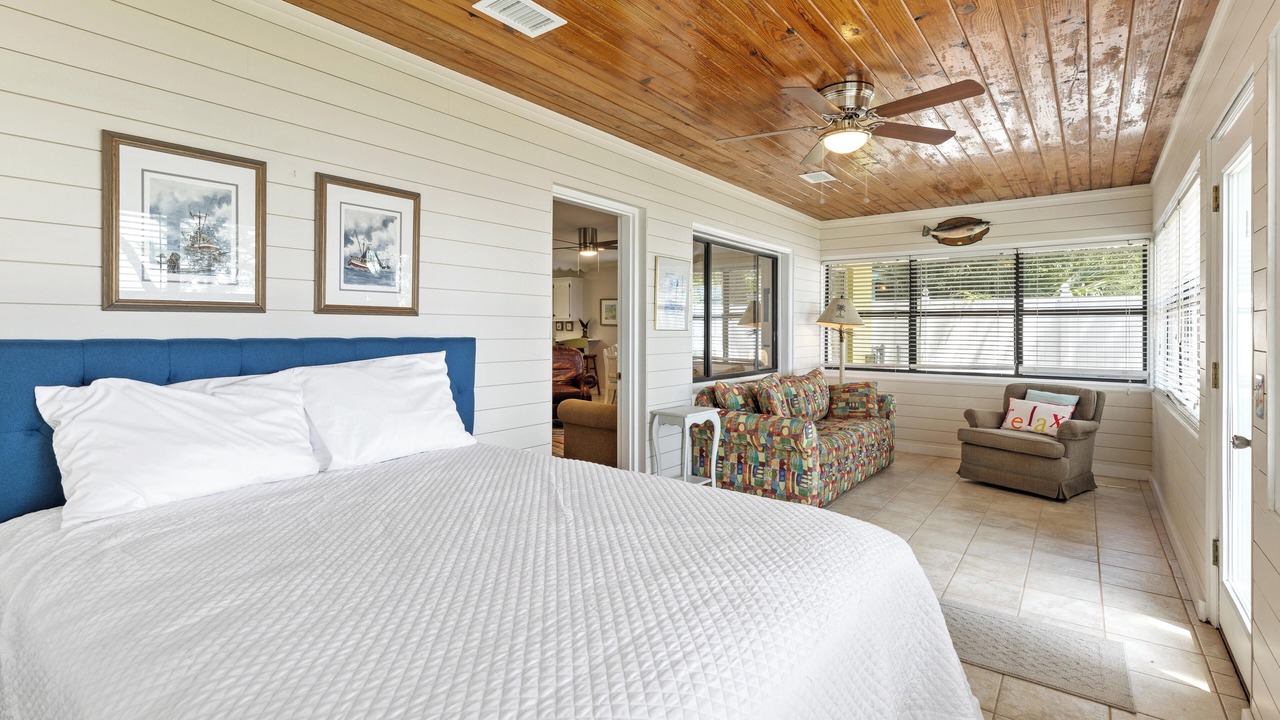 Photo of Bedroom in Lillian