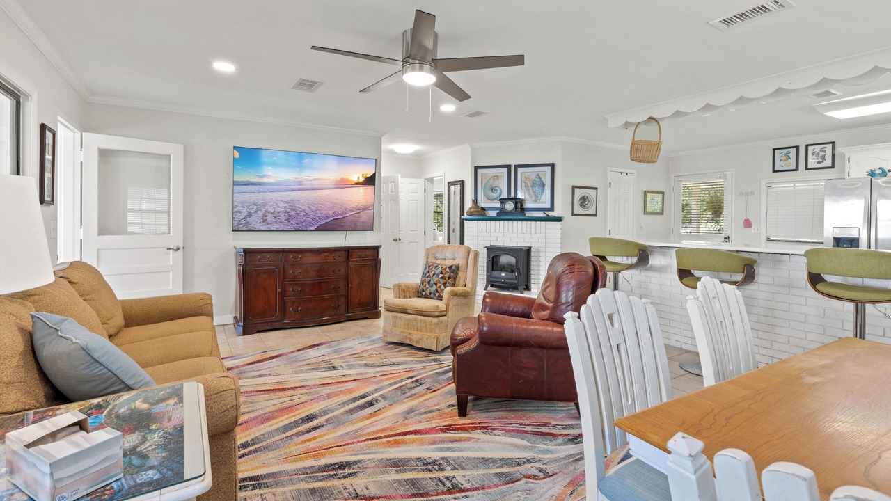 Photo of Livingroom in Lillian
