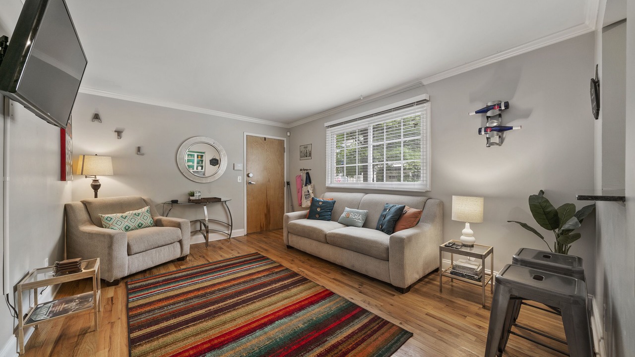 Photo of Livingroom in Virginia Highland