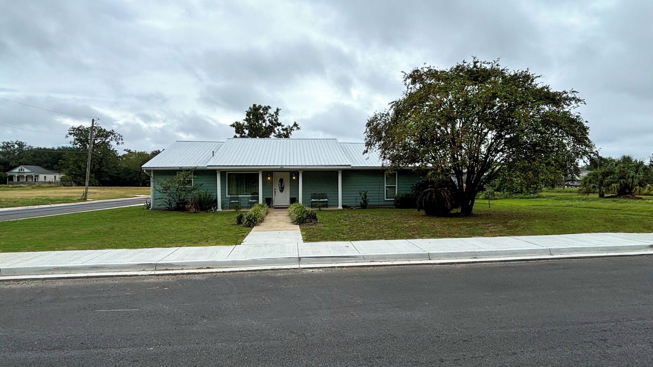 Photo of Outdoor in East Biloxi