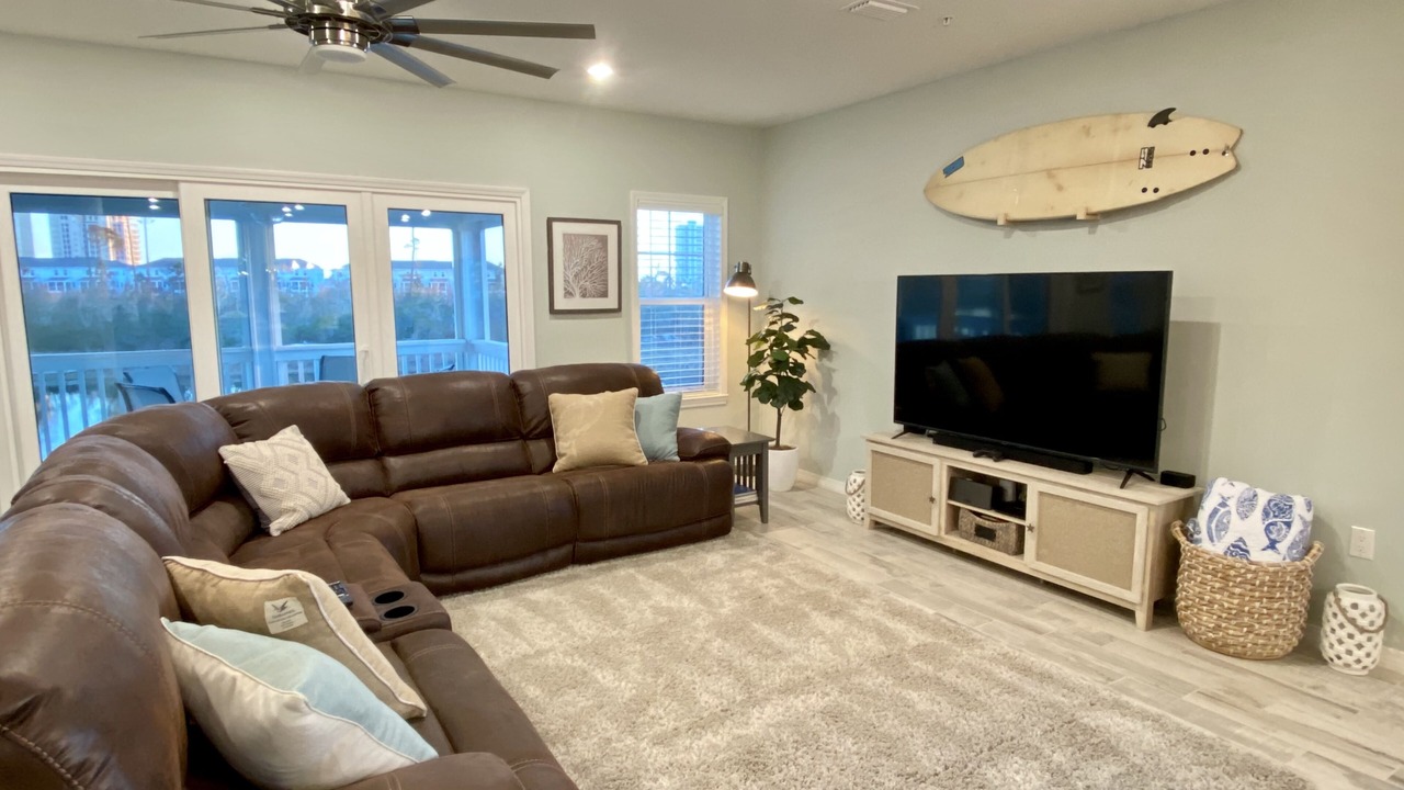 Photo of Livingroom in Ono Island