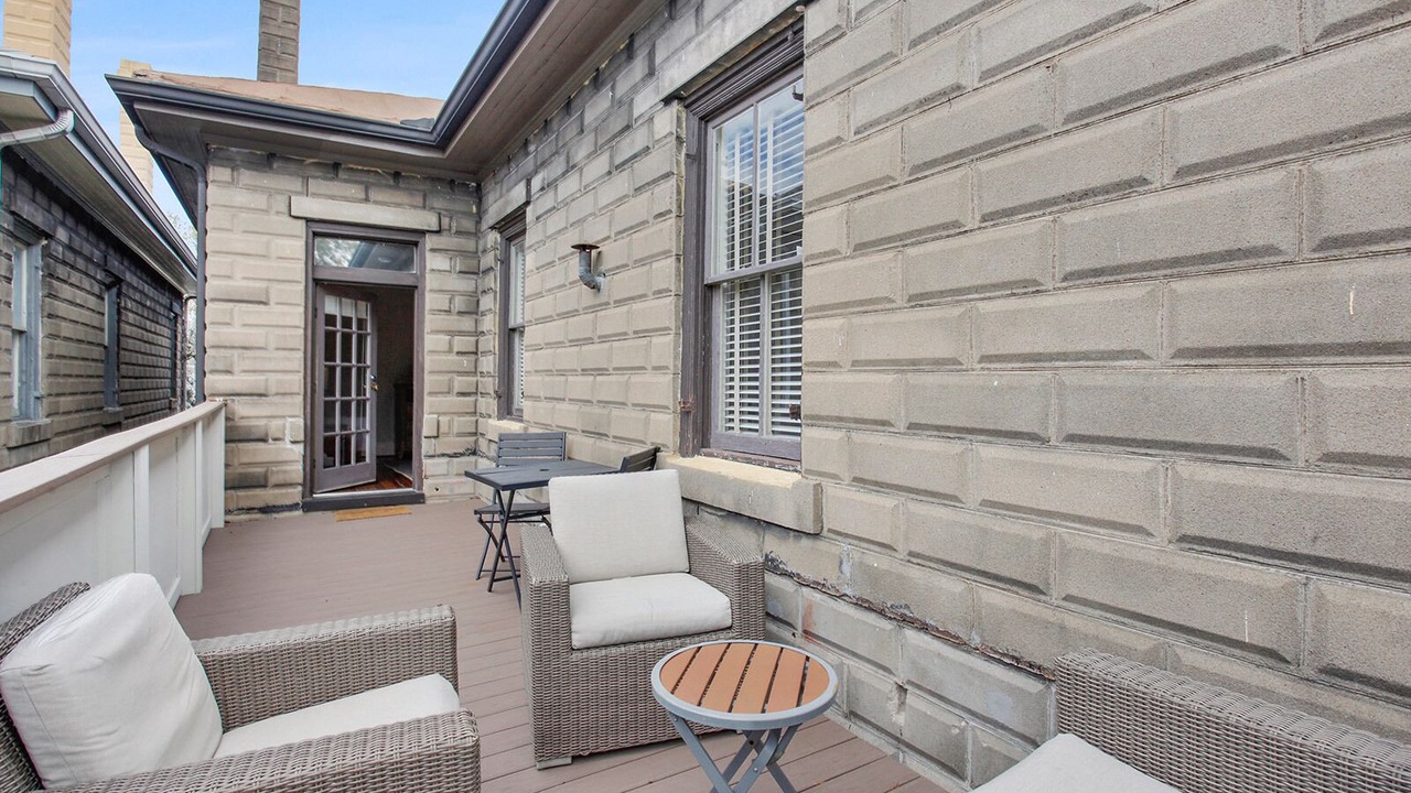 Photo of Patio Balcony in Historic Downtown Savannah
