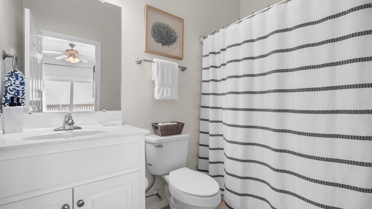 Photo of Bathroom in Dauphin Island