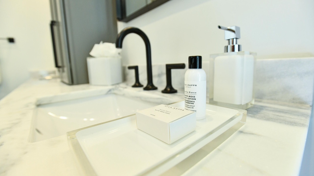 Photo of Bathroom in Central Business District