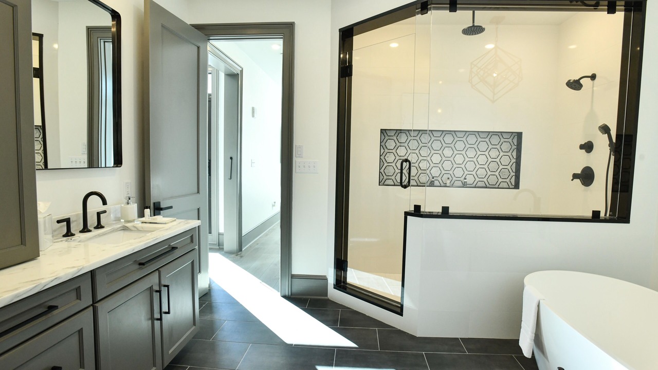 Photo of Bathroom in Central Business District