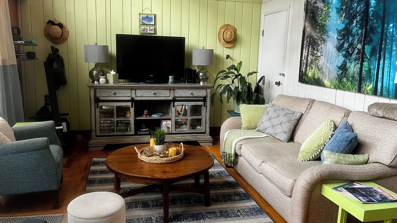 Photo of Livingroom in Salem
