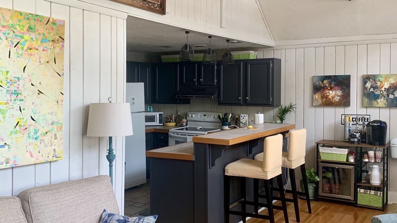 Photo of Livingroom in Salem