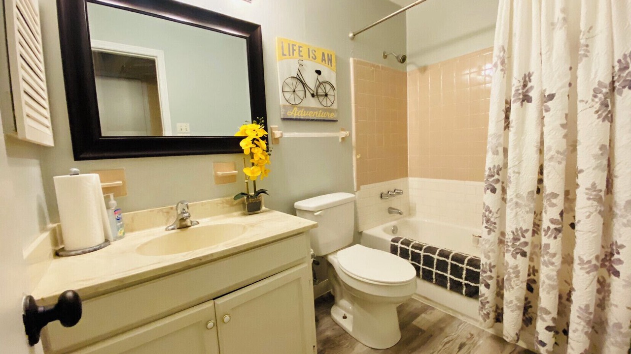 Photo of Bathroom in Mobile