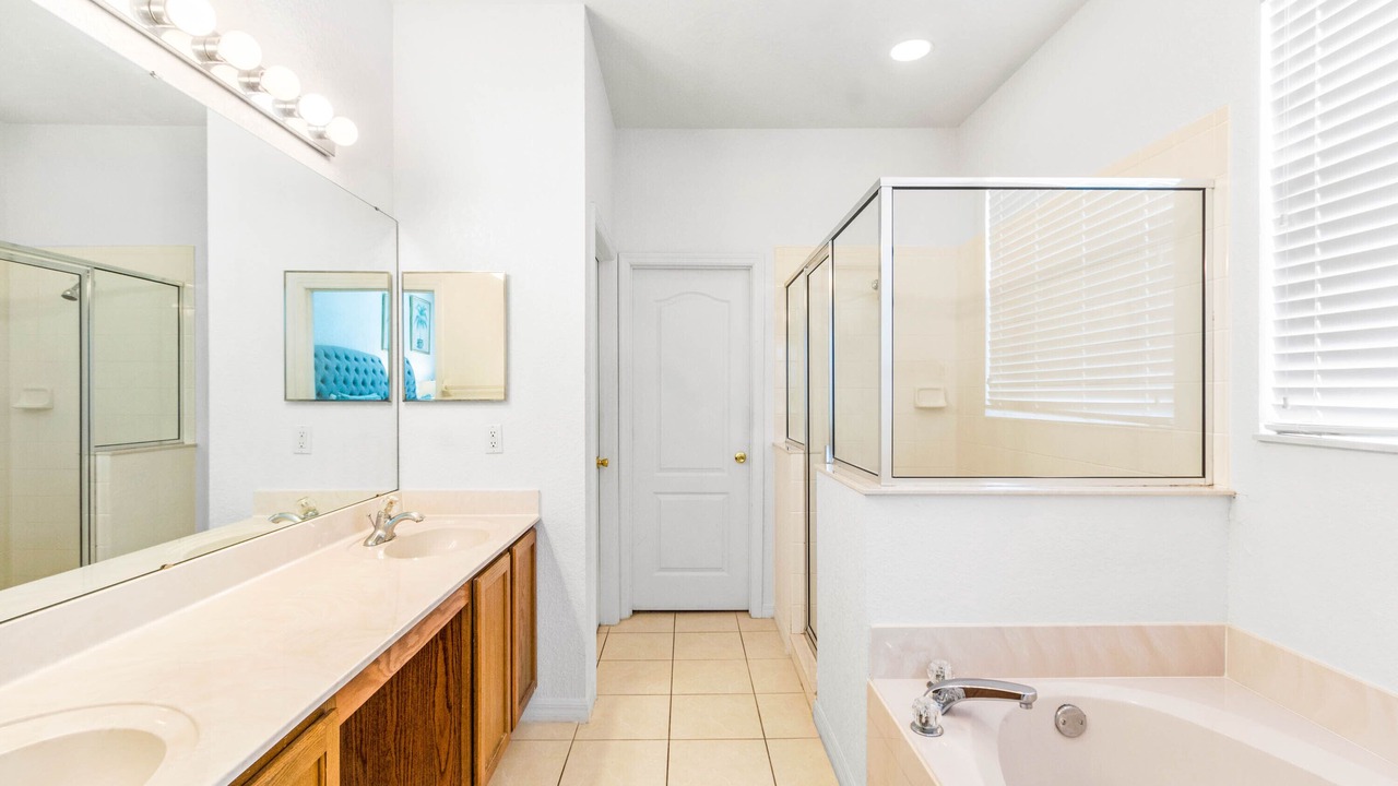 Photo of Bathroom in Highlands Reserve