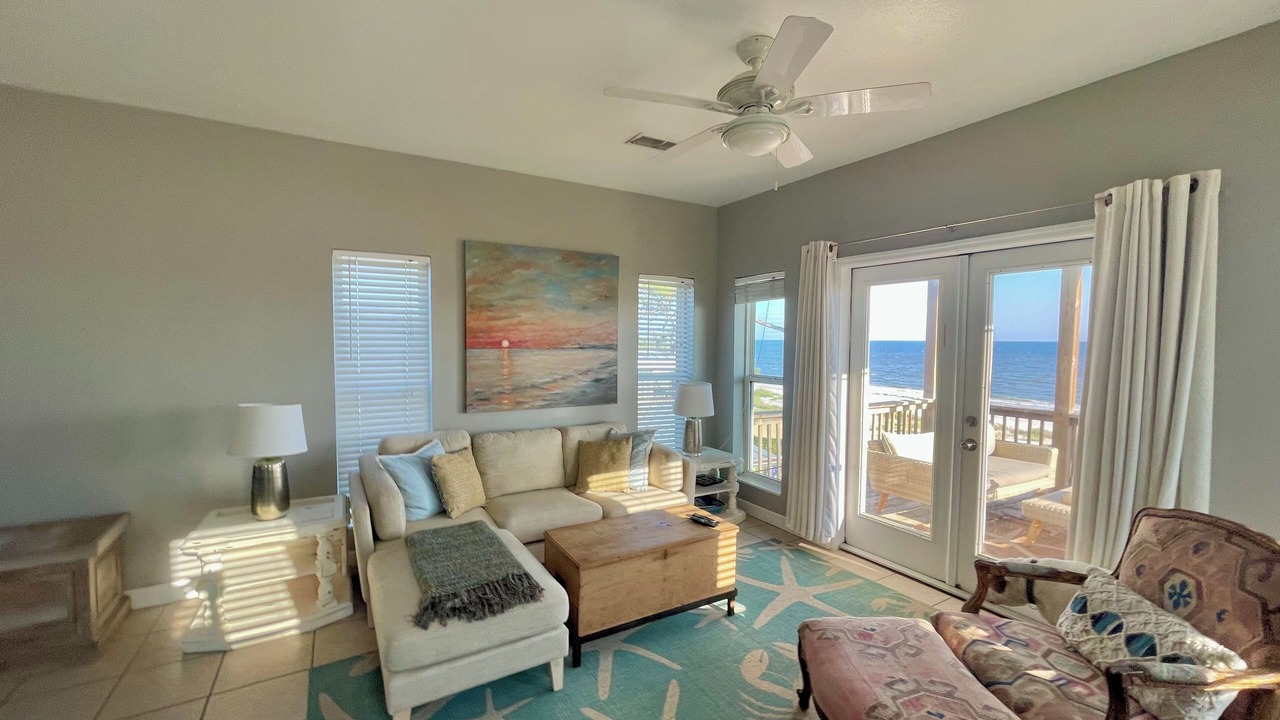 Photo of Livingroom in Alligator Point