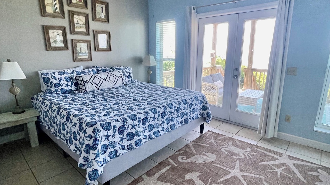 Photo of Bedroom in Alligator Point