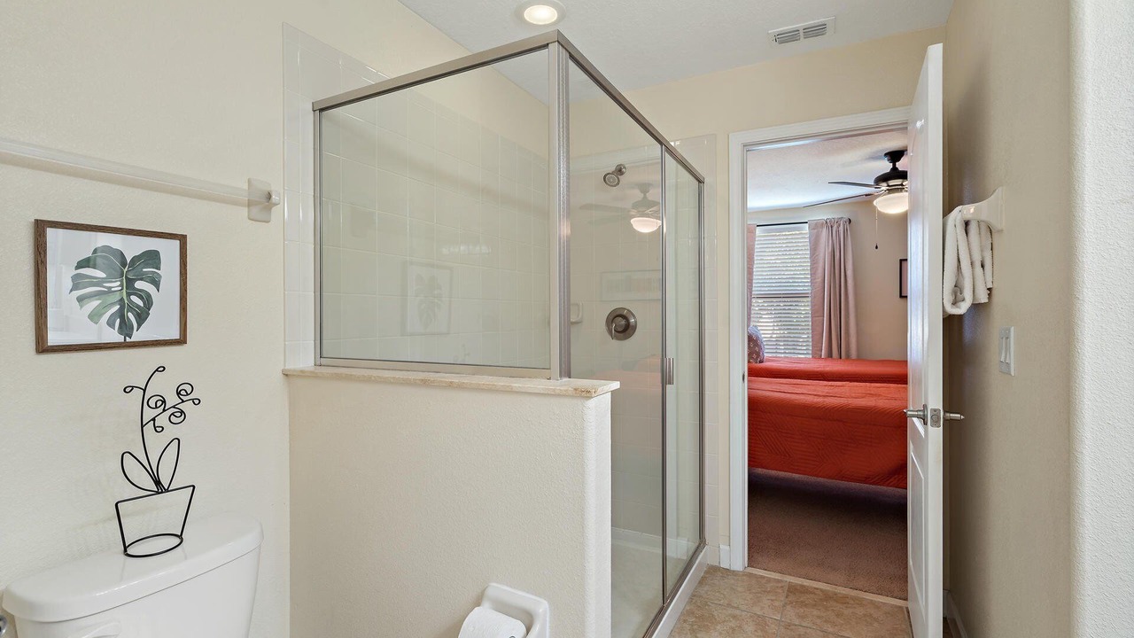 Photo of Bathroom in Davenport