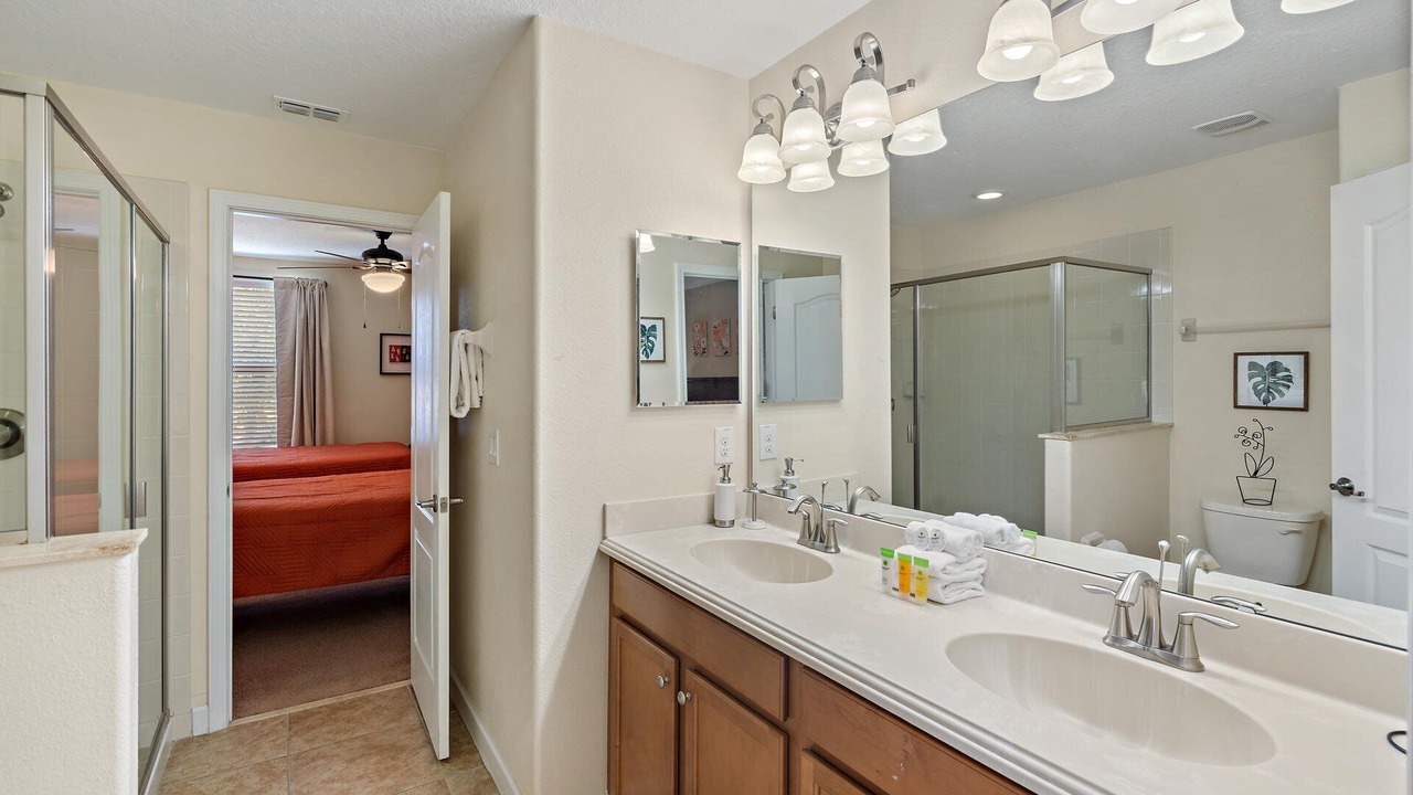 Photo of Bathroom in Davenport