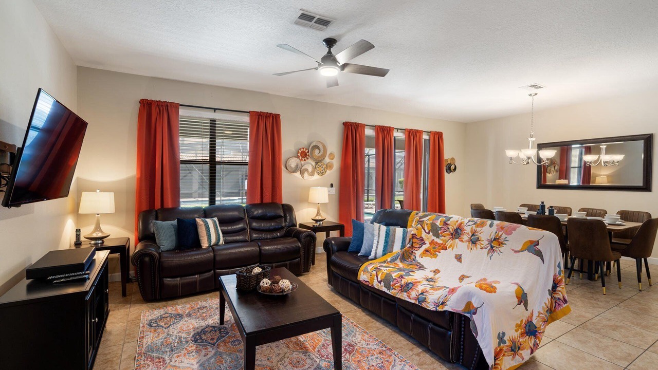 Photo of Livingroom in Davenport