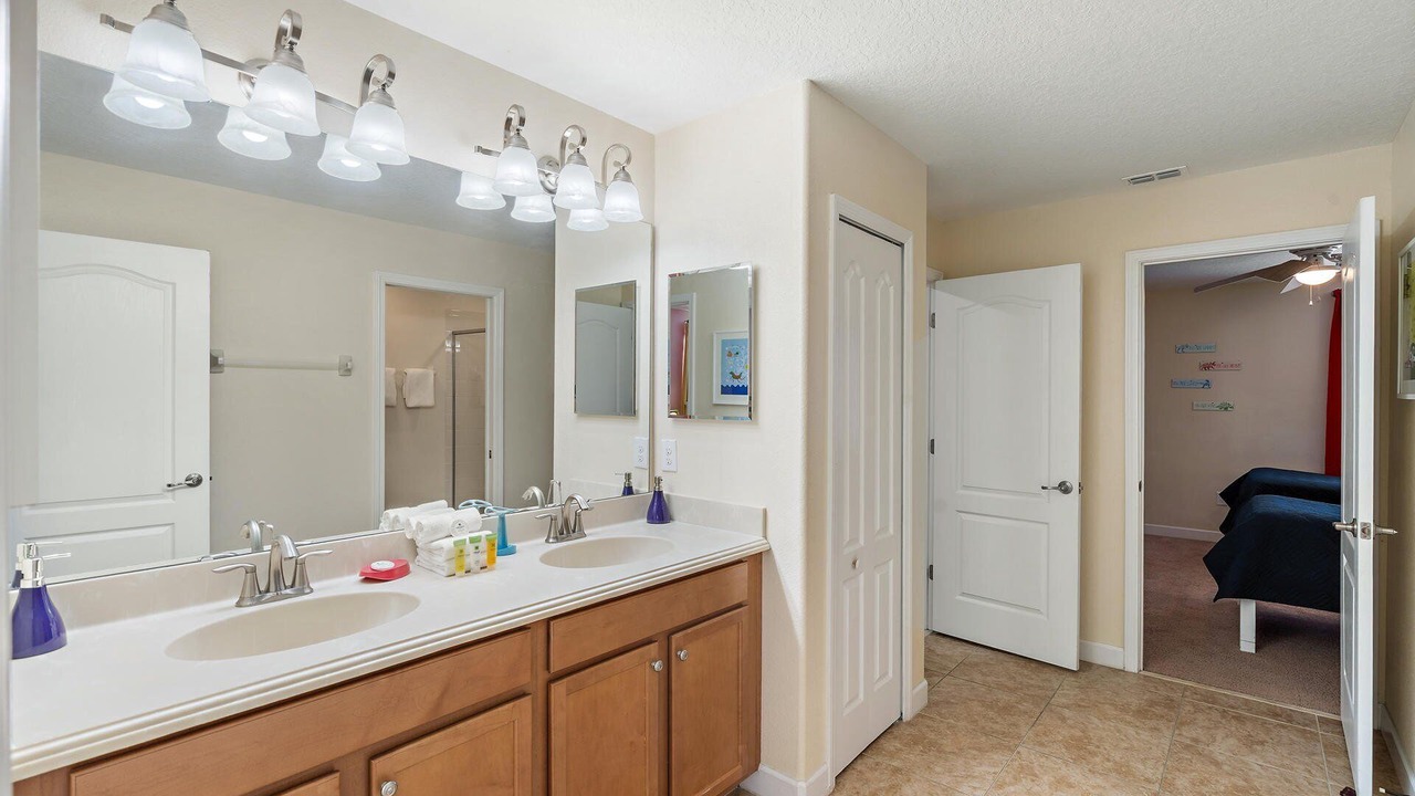 Photo of Bathroom in Davenport