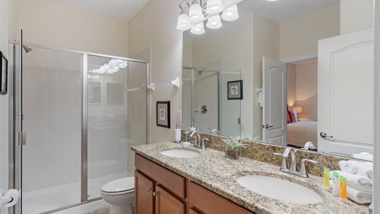 Photo of Bathroom in Davenport
