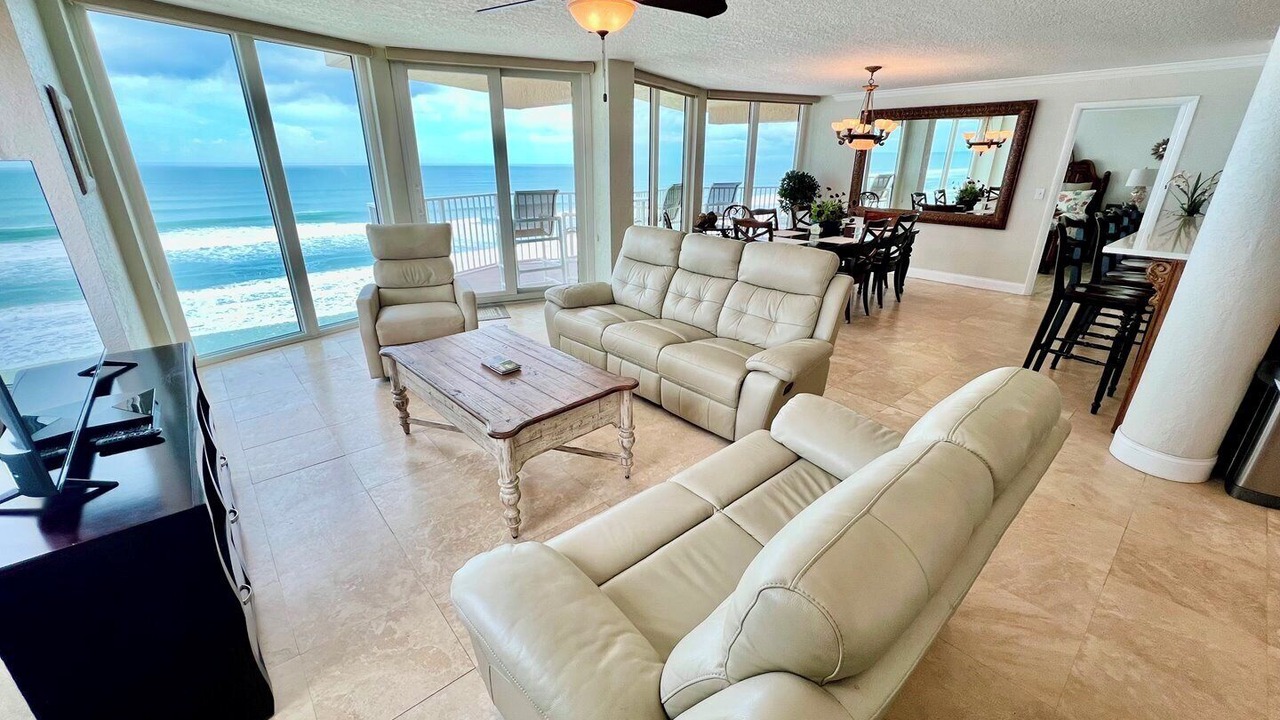 Photo of Livingroom in Daytona Beach Shores