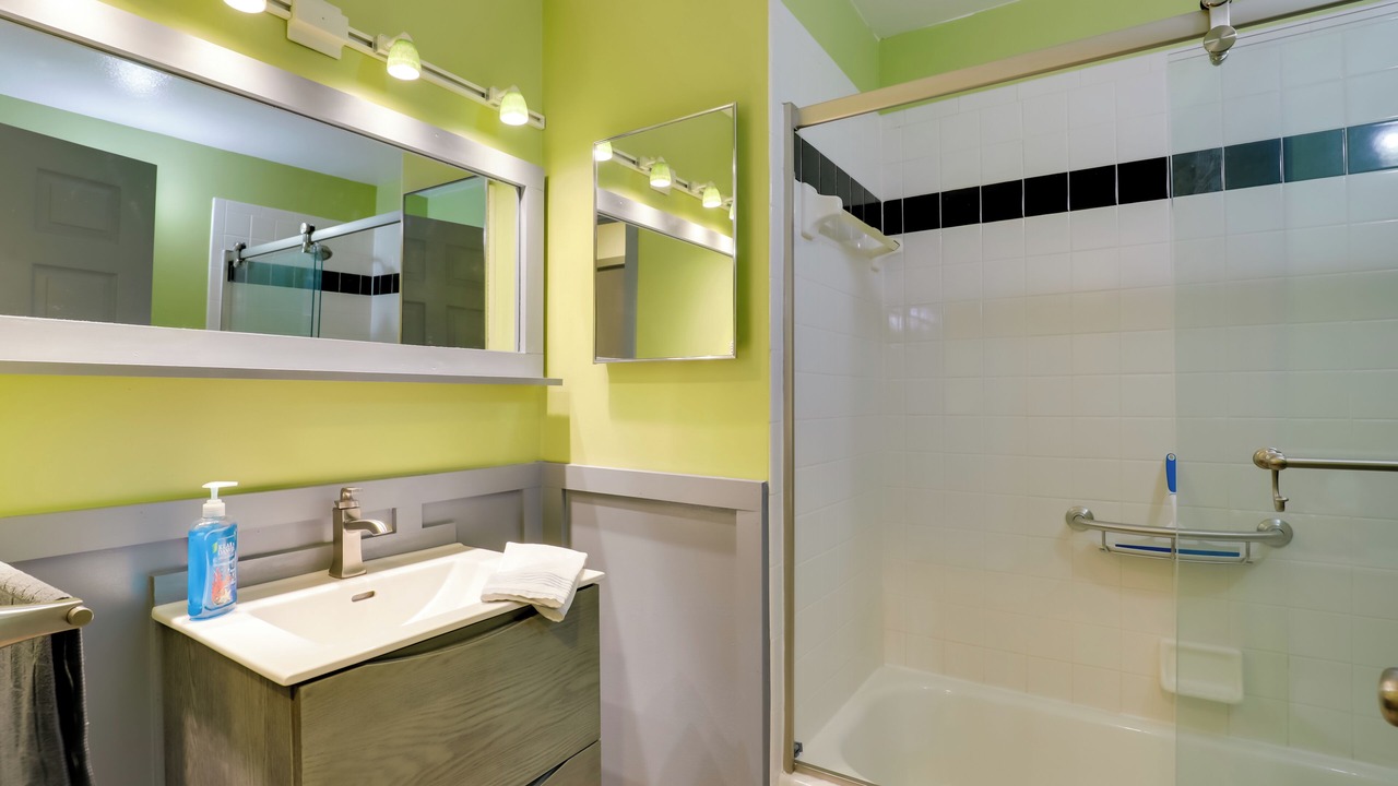 Photo of Bathroom in Saint Augustine Shores