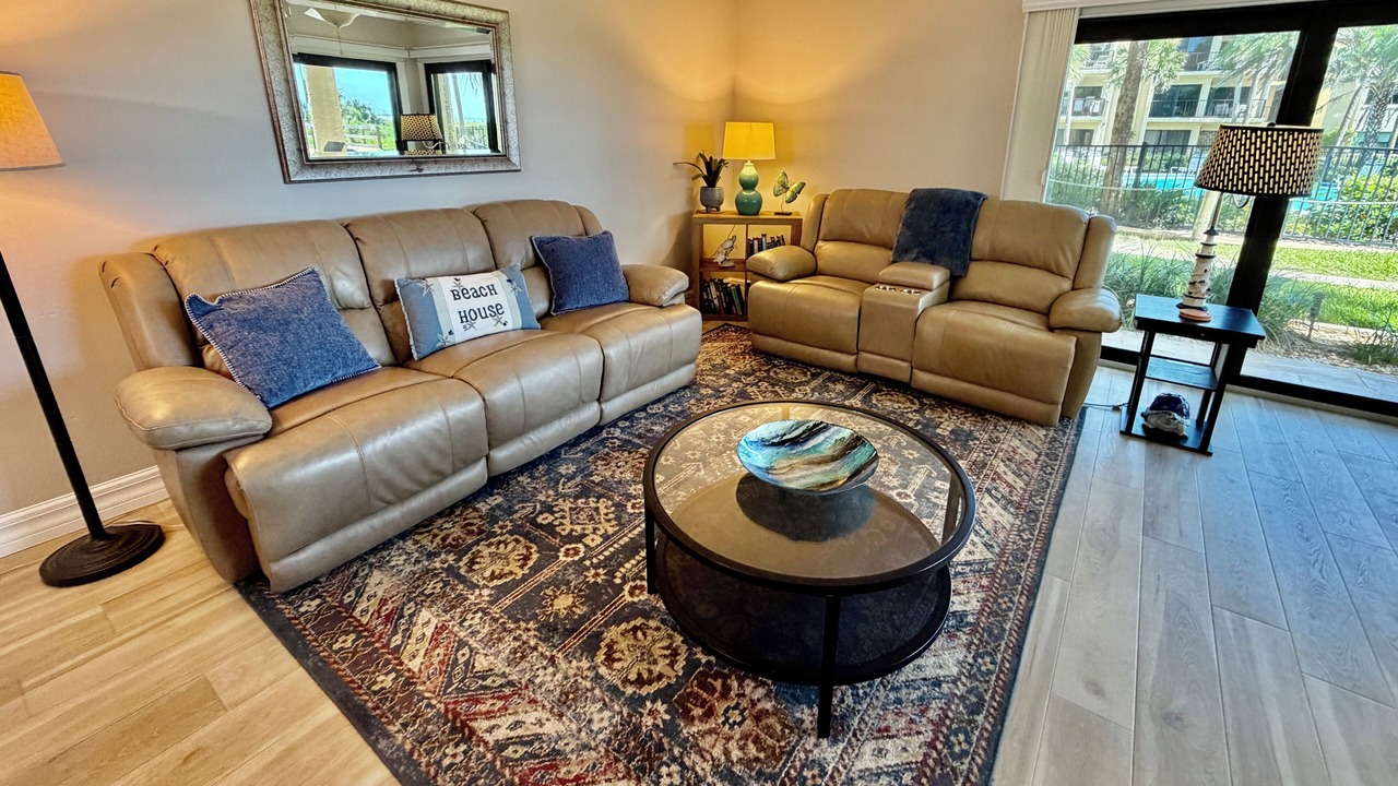 Photo of Livingroom in Butler Beach